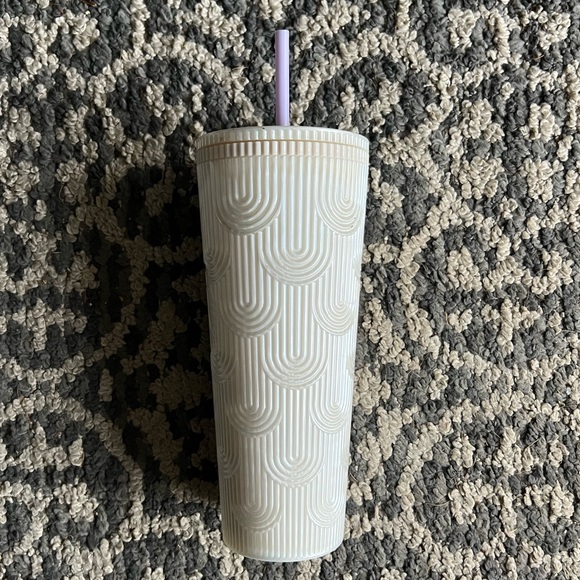 Starbucks Spring 2023 White Pearl Scale Tumbler- Venti - Picture 3 of 5
